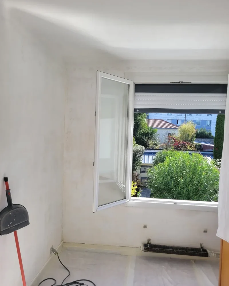 peinture-decoration-interieure-finition-solution-batiment-la-roche-sur-yon (26)
