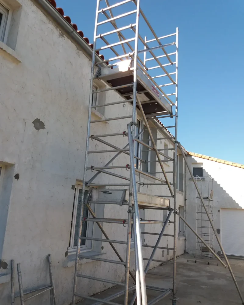 peinture-ravalement-solution-batiment-la-roche-sur-yon (4)