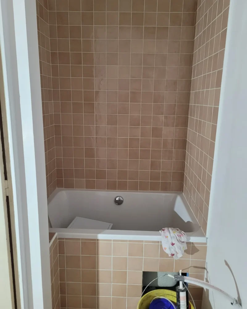 petite salle de bain en faience (1)-grande
