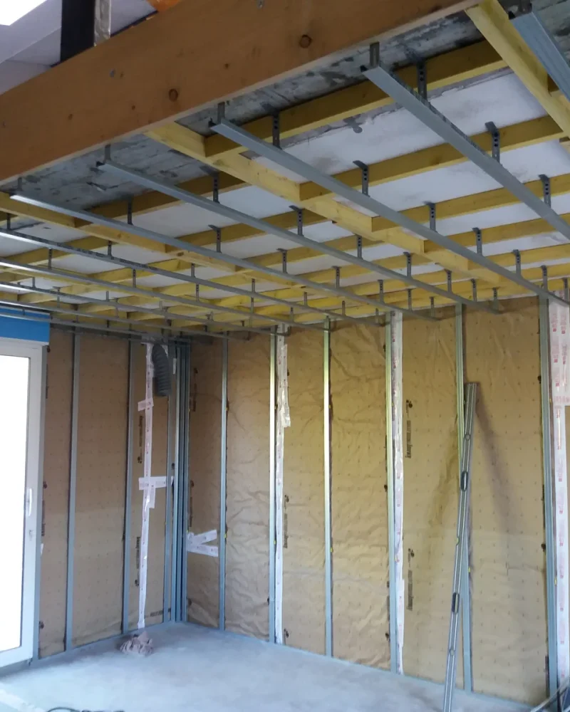 plaquiste-isolation-cloisons-solution-batiment-la-roche-sur-yon (5)